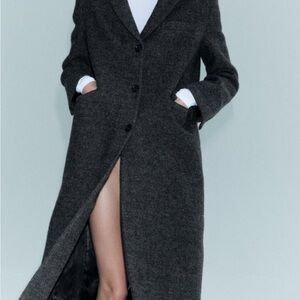 Zara brand new Manteau en mélange de laine. Col à revers et manches longues.